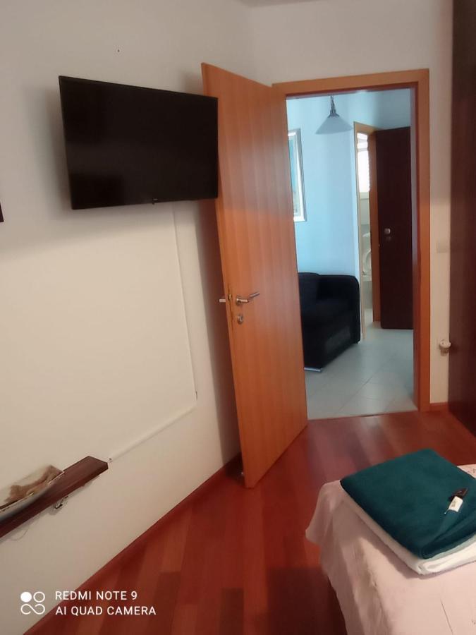 Apartment Kovacica Primošten Екстериор снимка